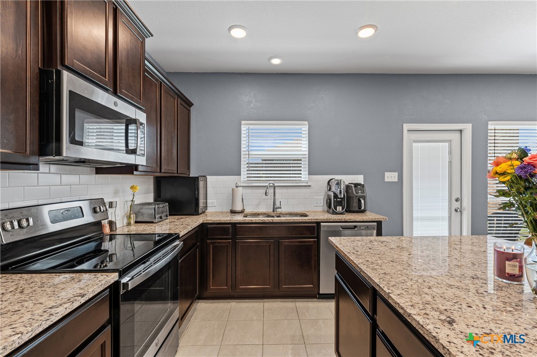 2227 Wasabi Road Temple, TX 76501 - Photo 11 of 38