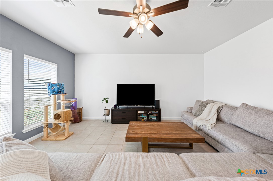 2227 Wasabi Road Temple, TX 76501 - Photo 5 of 38