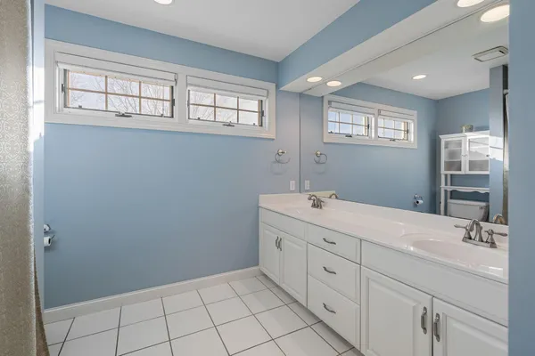 $524,900 | 800 27th Street Southwest, Austin, MN 55912