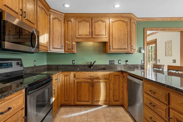 $524,900 | 800 27th Street Southwest, Austin, MN 55912