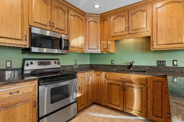 $549,900 | 800 27th Street Southwest, Austin, MN 55912