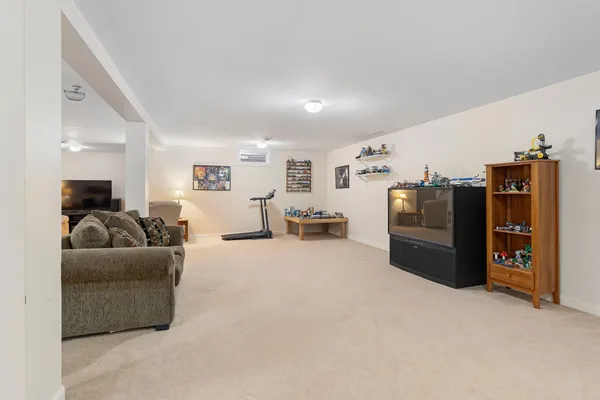 $549,900 | 800 27th Street Southwest, Austin, MN 55912