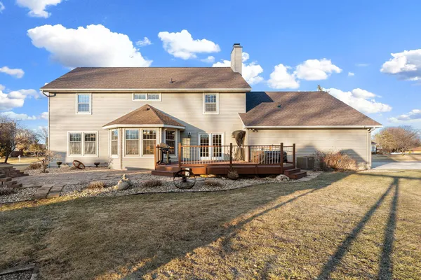 $549,900 | 800 27th Street Southwest, Austin, MN 55912