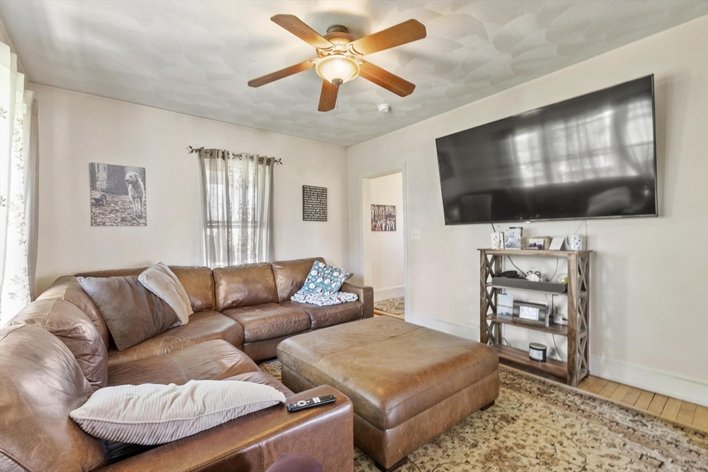 3 Southwick Road Peabody, MA 01960 - Photo 15 of 42