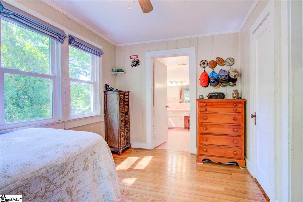 2040 Cleveland St Extension Greenville, SC 29607 - Photo 11 of 23