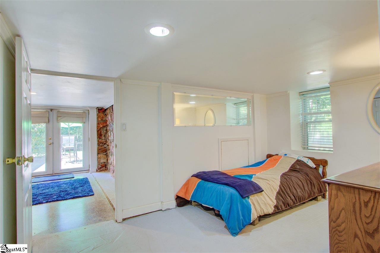 2040 Cleveland St Extension Greenville, SC 29607 - Photo 18 of 23