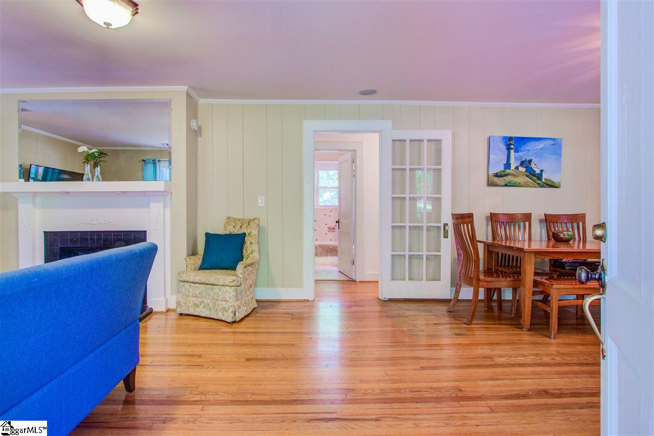 2040 Cleveland St Extension Greenville, SC 29607 - Photo 4 of 23