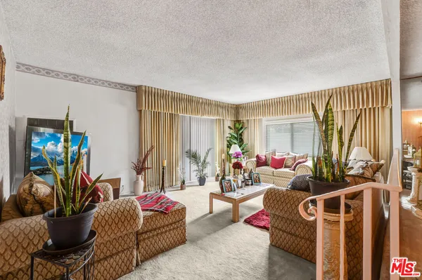 $883,999 | 664 East Elsmere Drive, Carson, CA 90746