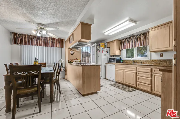 $883,999 | 664 East Elsmere Drive, Carson, CA 90746