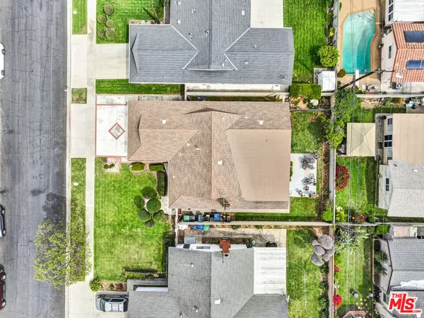 $883,999 | 664 East Elsmere Drive, Carson, CA 90746