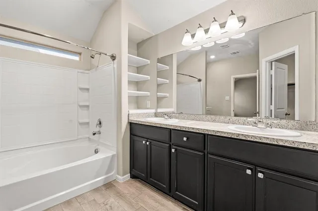 a view of a room with an empty space