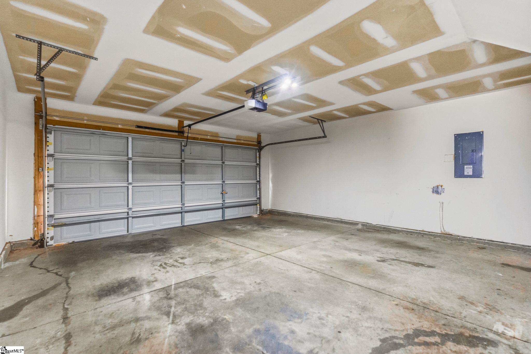 205 Greenport Way Greenville, SC 29607 - Photo 35 of 43