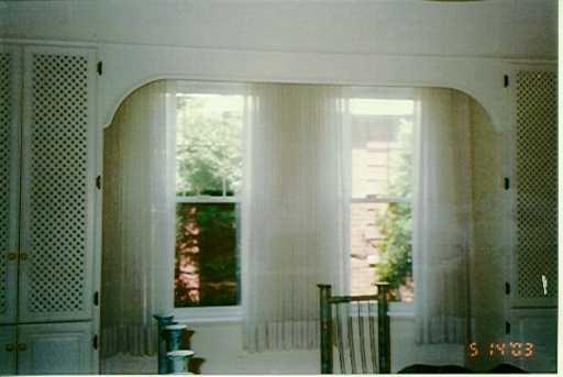 2718 Mt Royal Road Pittsburgh, PA 15217 - Photo 3 of 8 Gallery Image 3