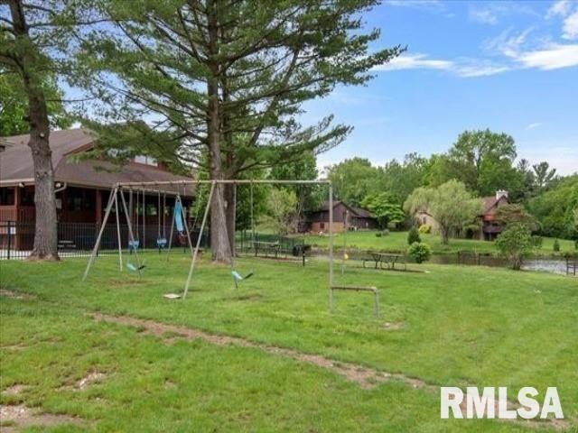 23 Oakbend Court Springfield, IL 62704 - Photo 35 of 39 Gallery Image 35