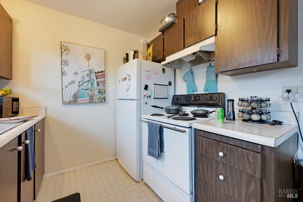 7488 Bridgit Drive Rohnert Park, CA 94928 - Photo 13 of 44