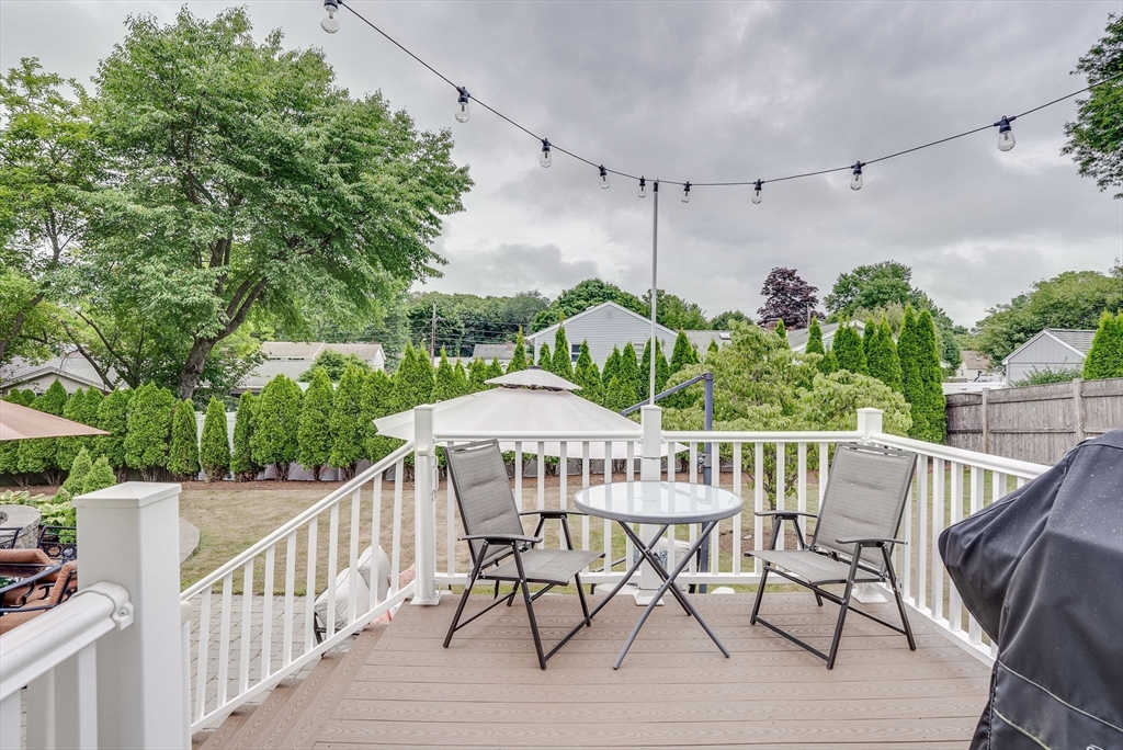15 Margaret Road Stoneham, MA 02180 - Photo 12 of 33 Gallery Image 12