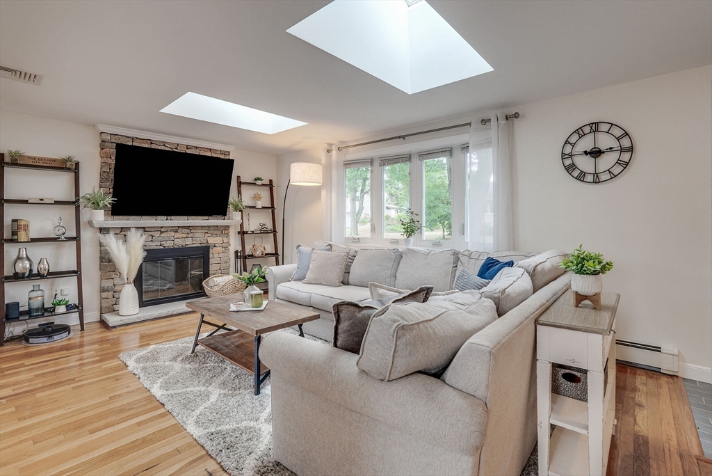 15 Margaret Road Stoneham, MA 02180 - Photo 7 of 33 Gallery Image 7