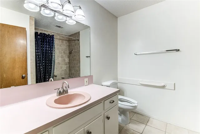 $1,595 | 8424 Jamestown Drive, Austin, TX 78758