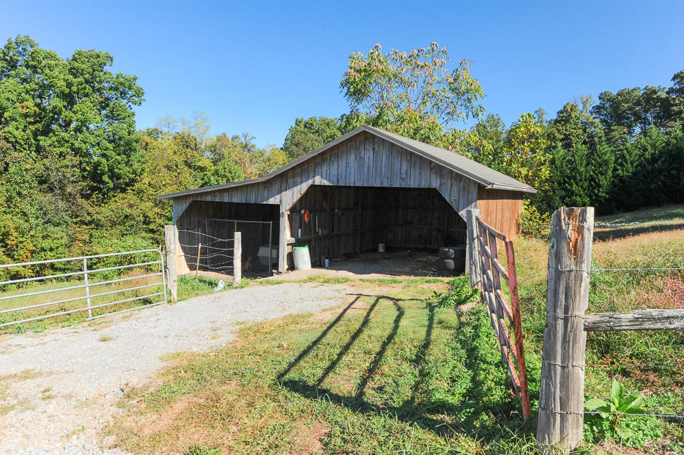 929 Cloyds Church Road Greenback, TN 37742 - Photo 3 of 40 DSC_5011
