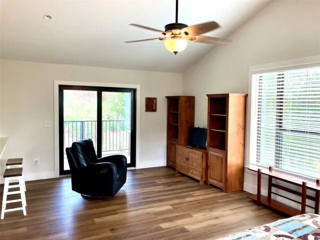 $1,400 | 1425 Cr 414 Spicewood Tx 78669, Spicewood, TX 78669