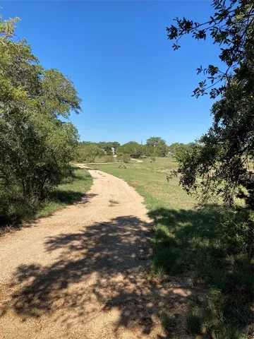 $1,400 | 1425 Cr 414 Spicewood Tx 78669, Spicewood, TX 78669