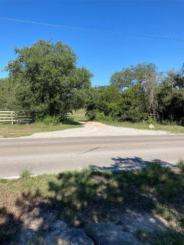 $1,400 | 1425 Cr 414 Spicewood Tx 78669, Spicewood, TX 78669