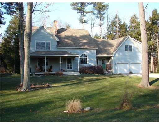 13 Stirling Way Cumberland, ME 04021 - Photo 1 of 25 Exterior Front.
