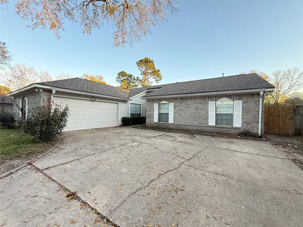 $1,800 | 15307 Pebble Lake Drive, Houston, TX 77095