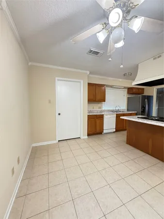 $1,800 | 15307 Pebble Lake Drive, Houston, TX 77095