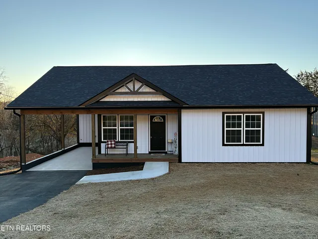 $312,000 | 176 Granby Lane, Harrogate, TN 37752