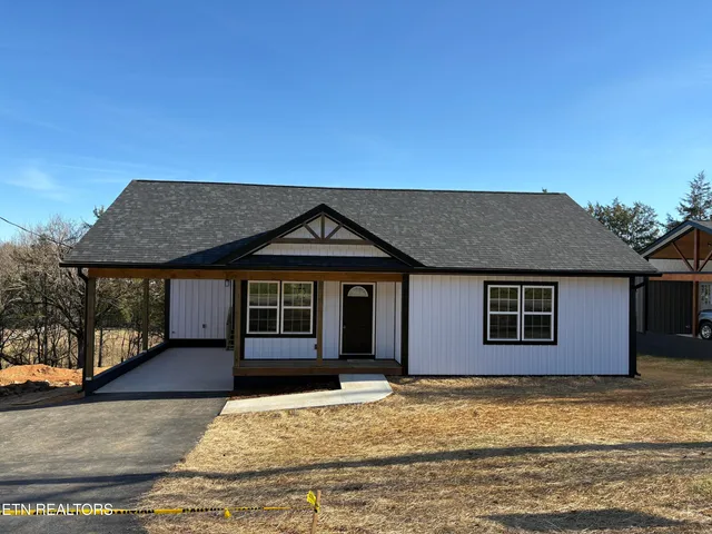 $312,000 | 176 Granby Lane, Harrogate, TN 37752