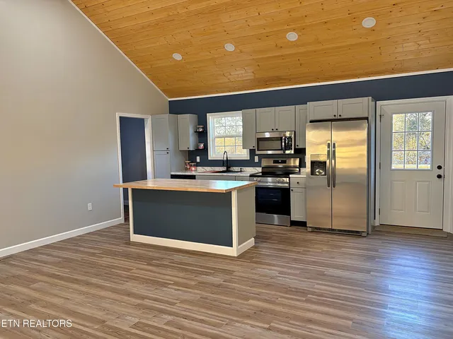 $312,000 | 176 Granby Lane, Harrogate, TN 37752