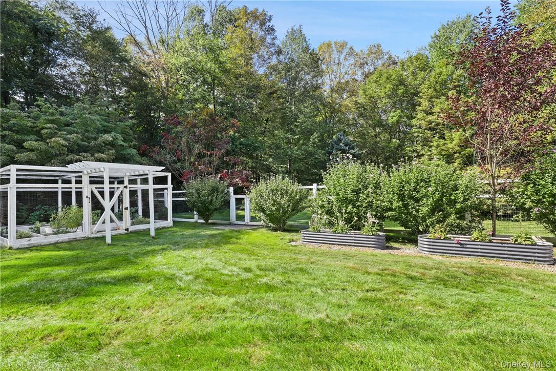16 Old Logging Road Pound Ridge, NY 10506 - Photo 28 of 29