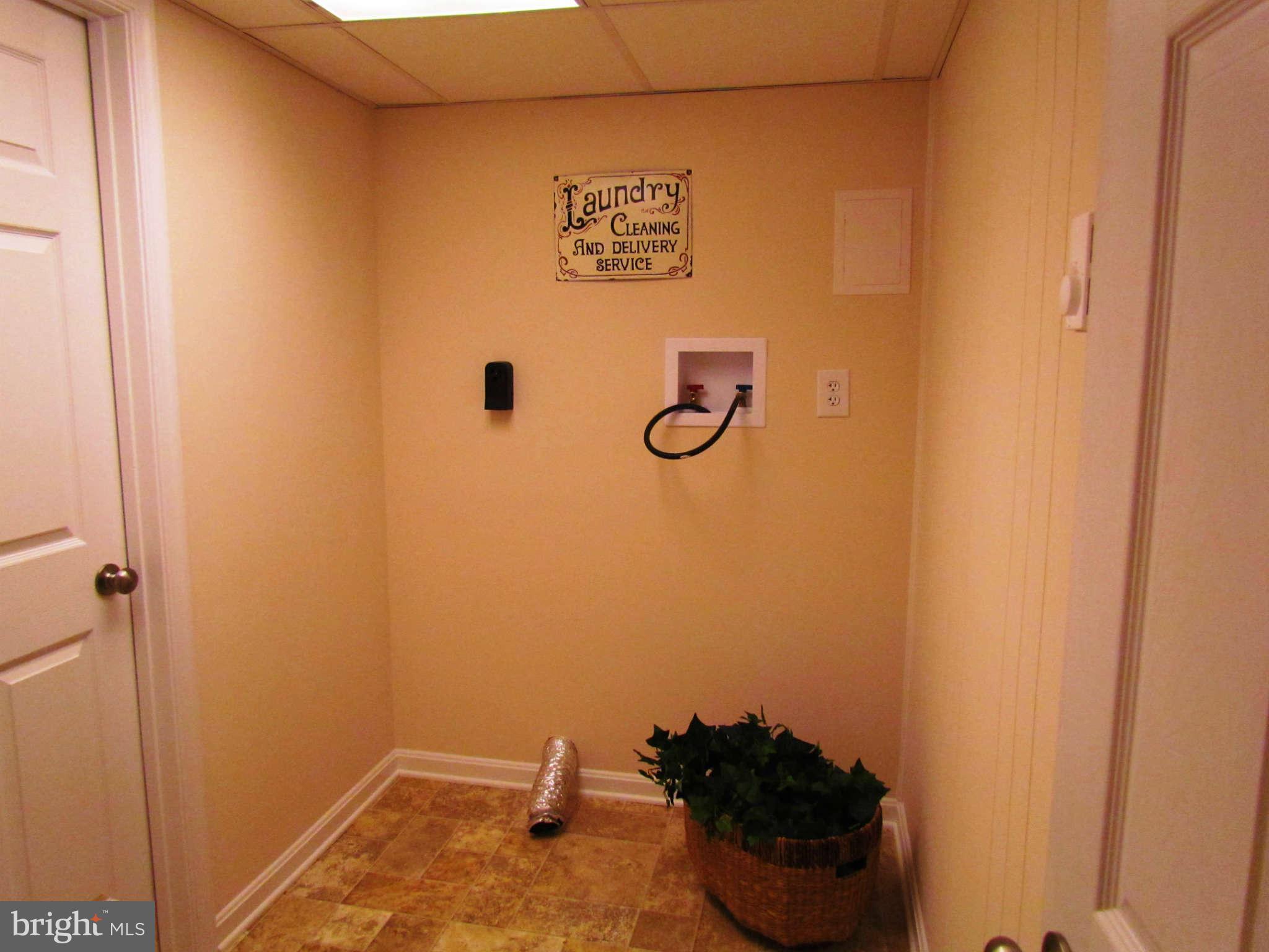 317 Ridge Road Winchester, VA 22602 - Photo 21 of 30 Interior (General)