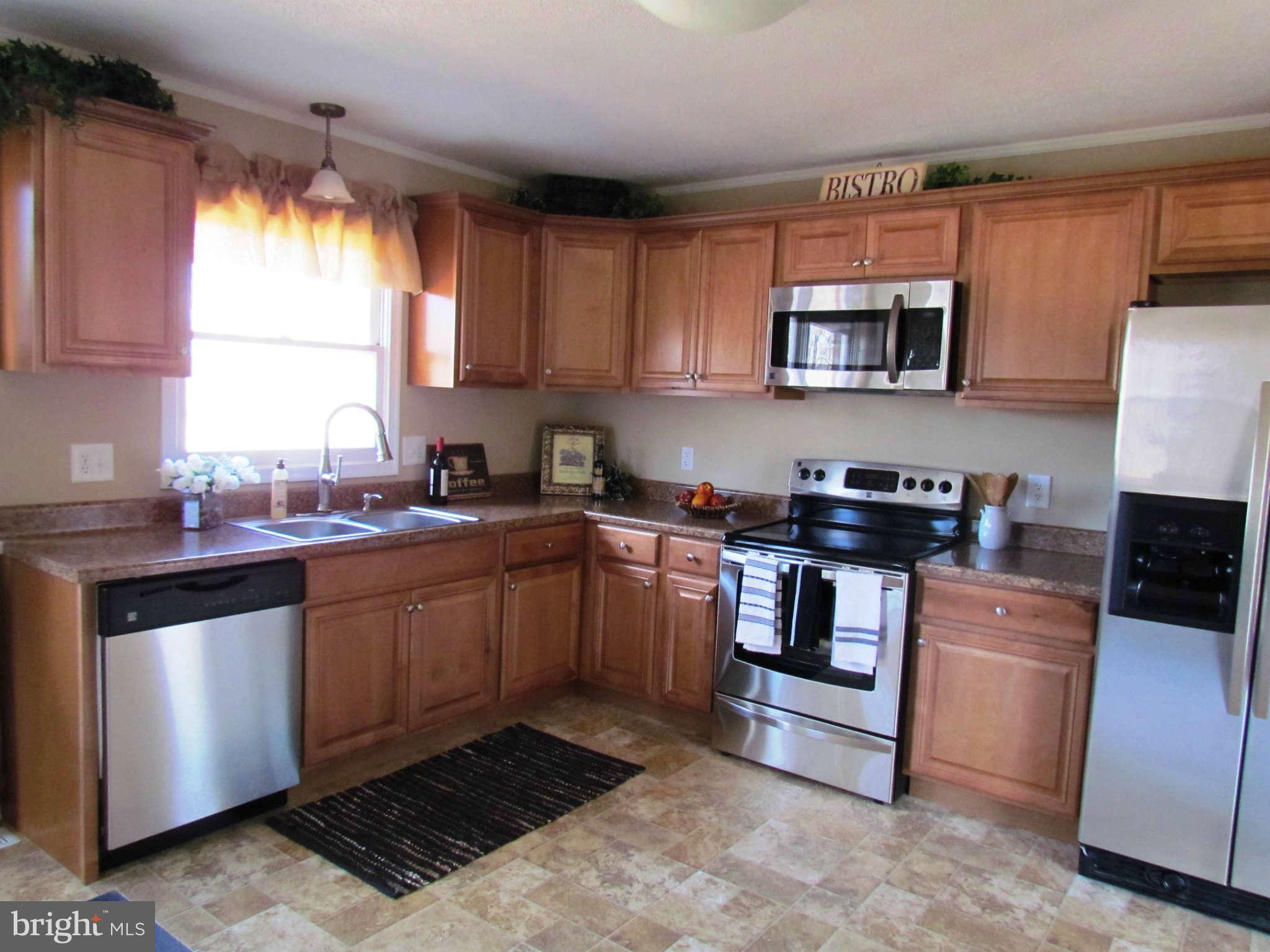 317 Ridge Road Winchester, VA 22602 - Photo 7 of 30 Kitchen