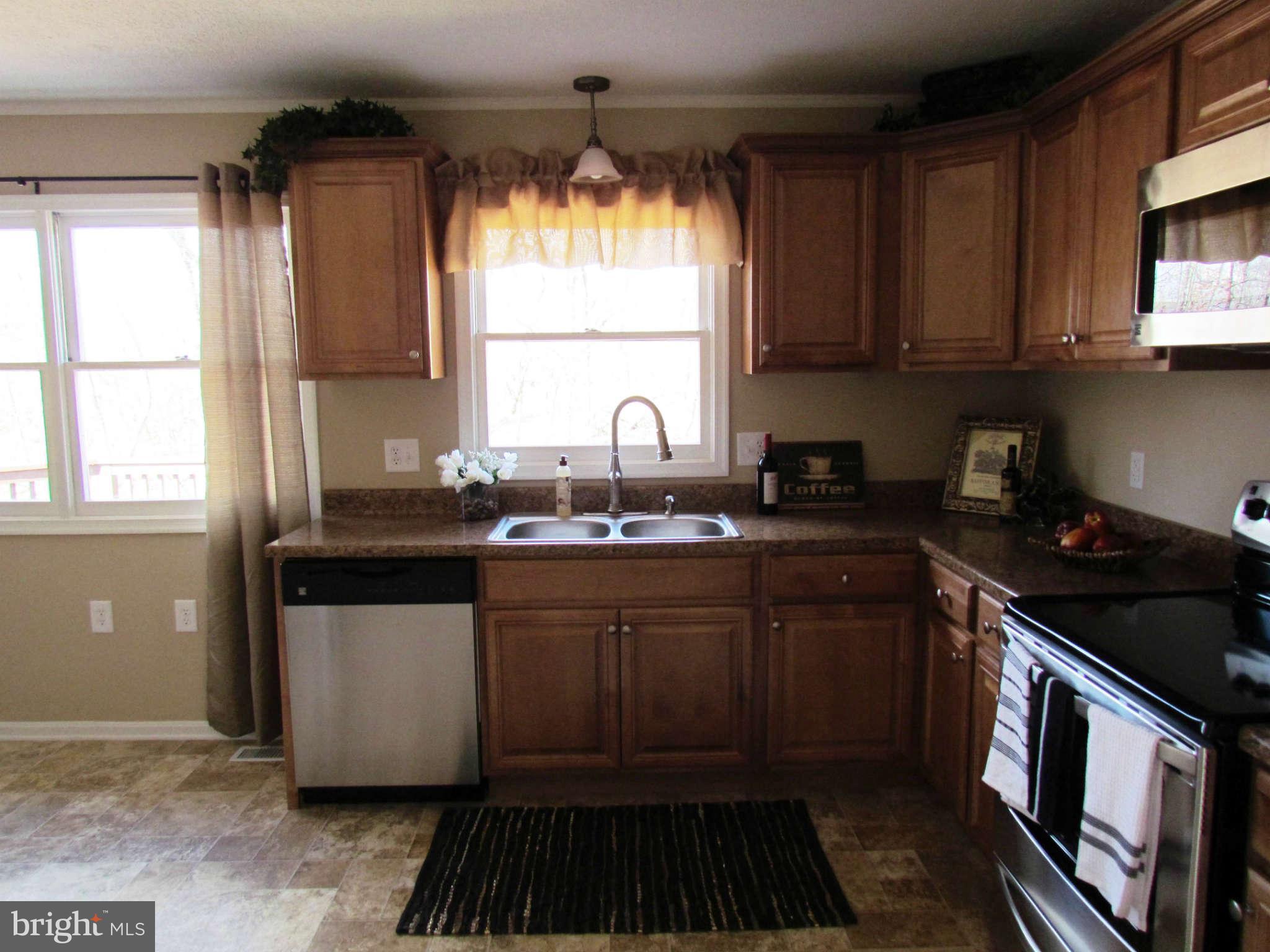 317 Ridge Road Winchester, VA 22602 - Photo 9 of 30 Kitchen