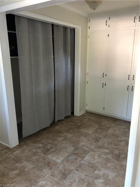 2609 Allen Jay Road High Point, NC 27263 - Photo 16 of 23 Gallery Image 16
