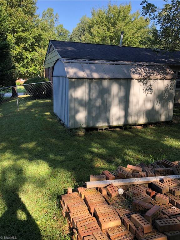 2609 Allen Jay Road High Point, NC 27263 - Photo 8 of 23 Gallery Image 8
