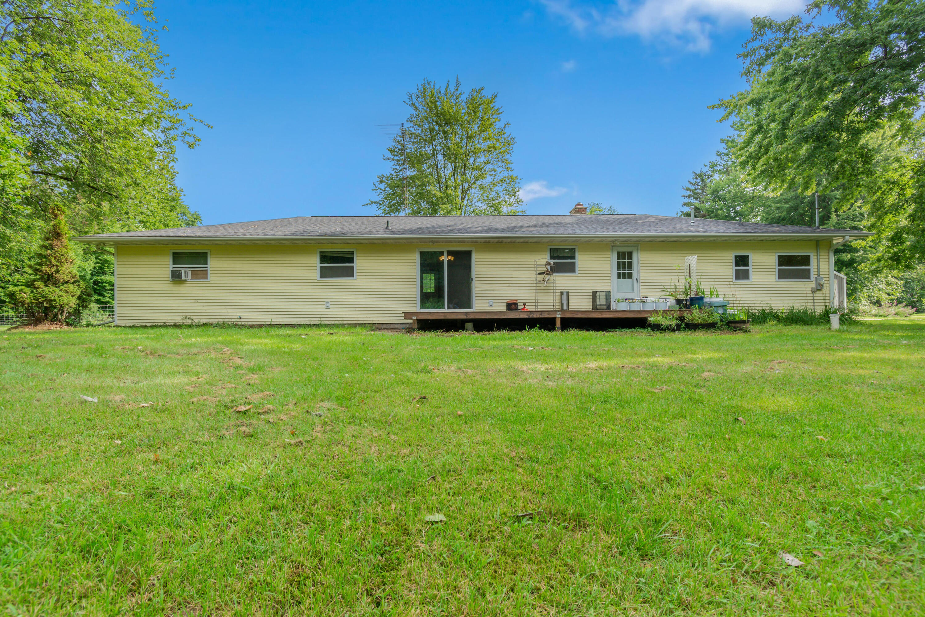 11200 Hadley Road Litchfield, MI 49252 - Photo 13 of 51 32