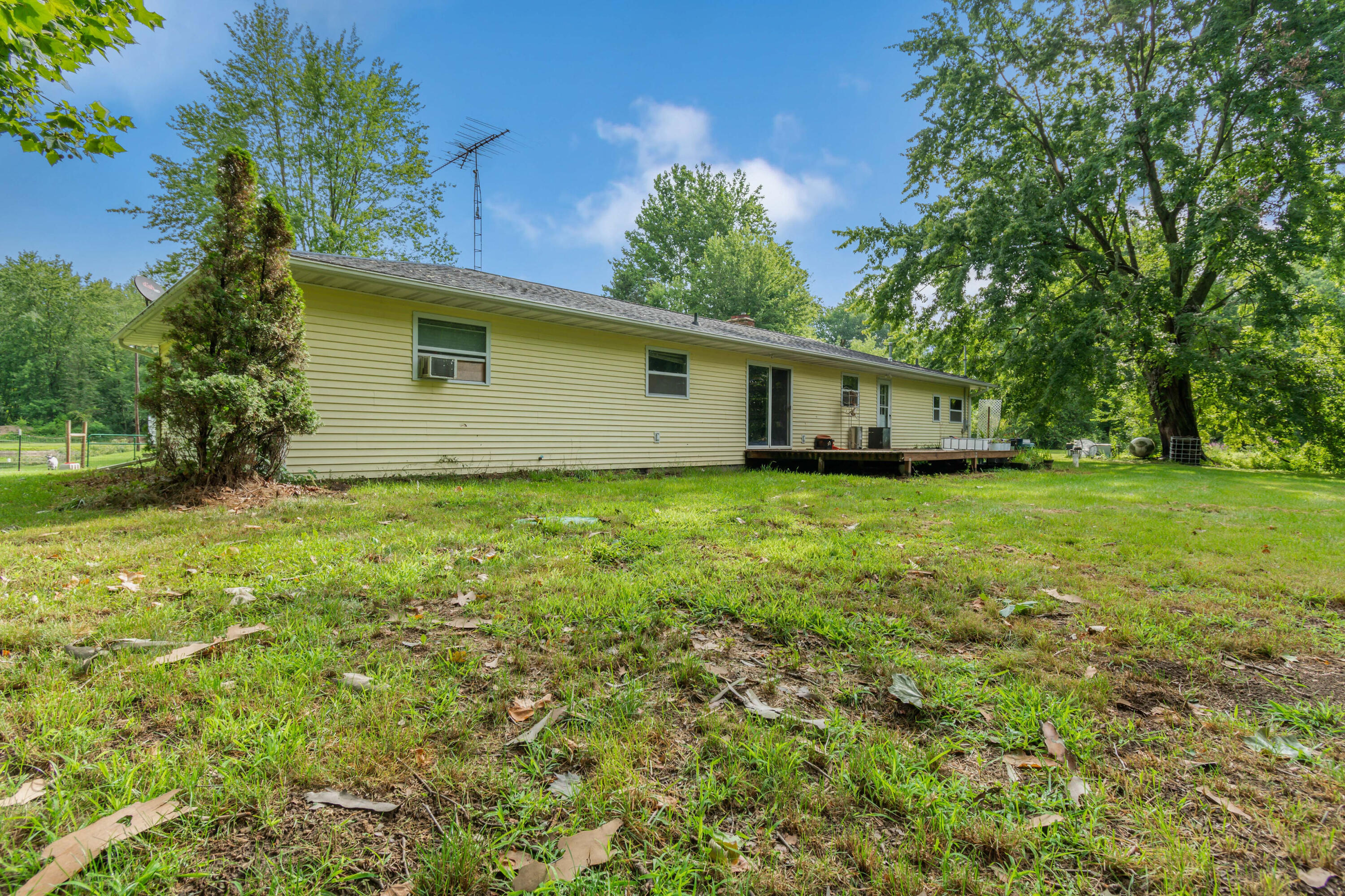 11200 Hadley Road Litchfield, MI 49252 - Photo 41 of 51 33