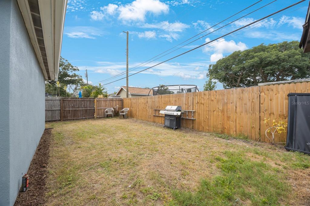 3336 20th Avenue Southwest Largo, FL 33774 - Photo 29 of 37