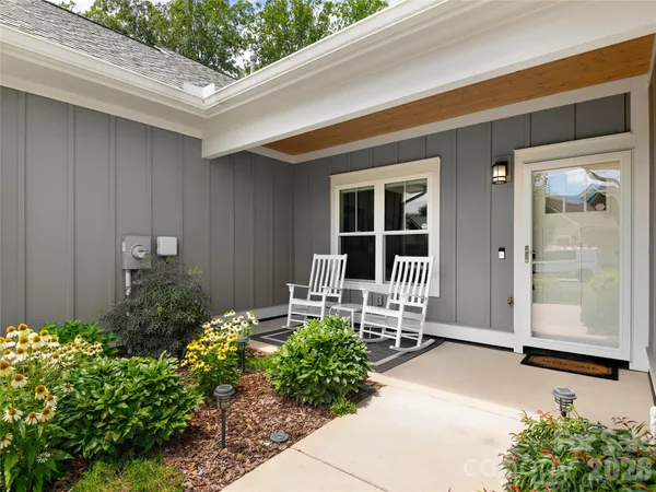 $620,000 | 31 Cozy Cottage Way, Arden, NC 28704