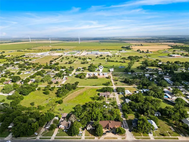 $219,500 | 1107 East Navarro Street, Mart, TX 76664