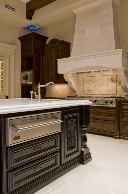 6736 East Maverick Road Paradise Valley, AZ 85253 - Photo 11 of 39 Kitchen Island
