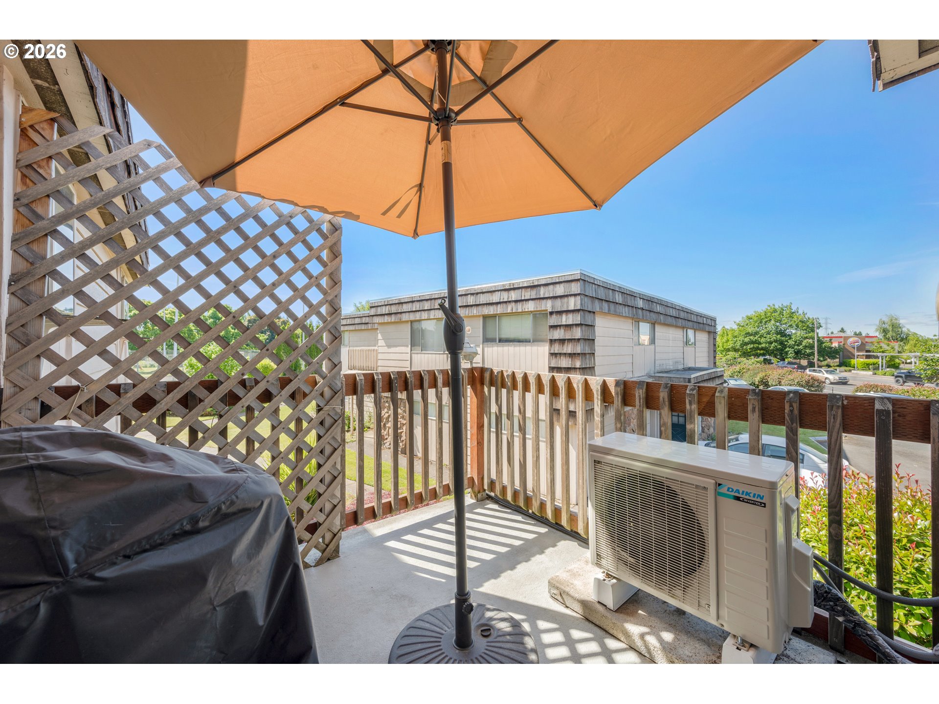 2727 Gateway Street, Unit 18 Springfield, OR 97477 - Photo 16 of 34 a view of balcony with two chairs