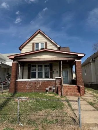 $184,900 | 1411 West Maryland Street, Evansville, IN 47710