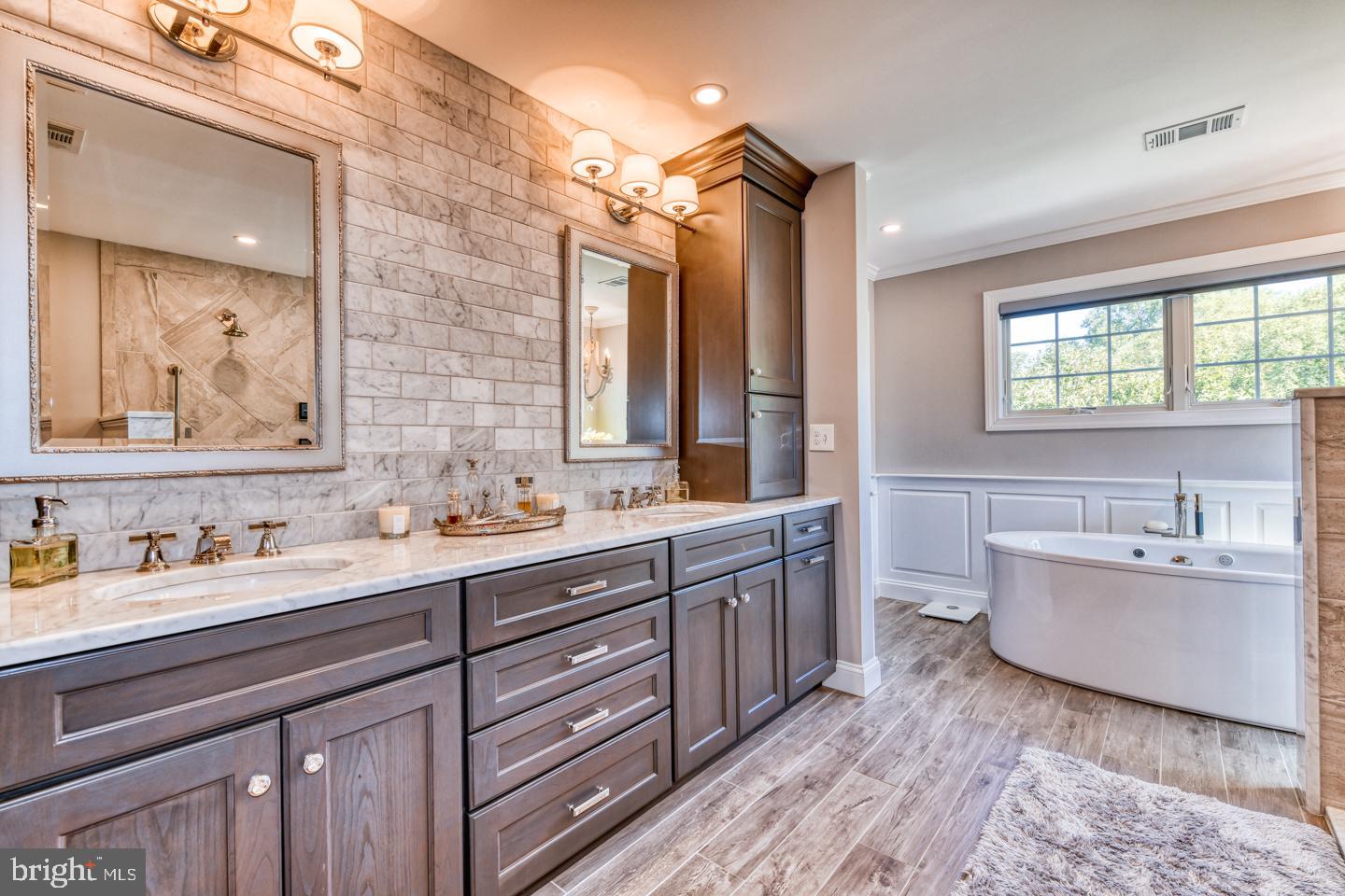2950 Fieldcrest Way Eagleville, PA 19403 - Photo 43 of 58 Master bath