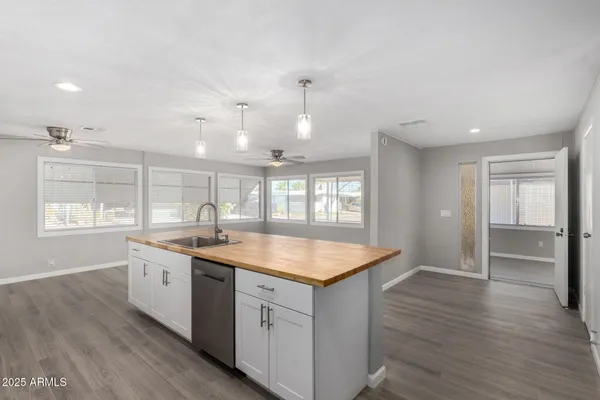 $84,900 | 120 North Val Vista Drive, Unit 139, Mesa, AZ 85213