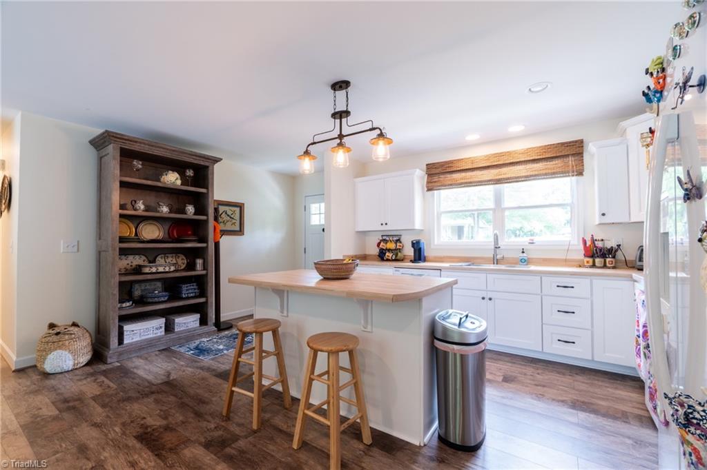 267 Meadow Road Asheboro, NC 27205 - Photo 6 of 28 Gallery Image 6