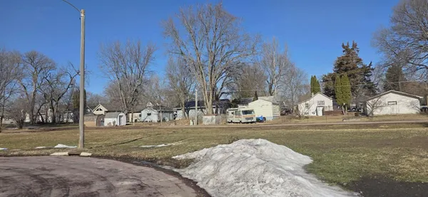 $19,900 | 113 Parker Lane, Redwood Falls, MN 56283